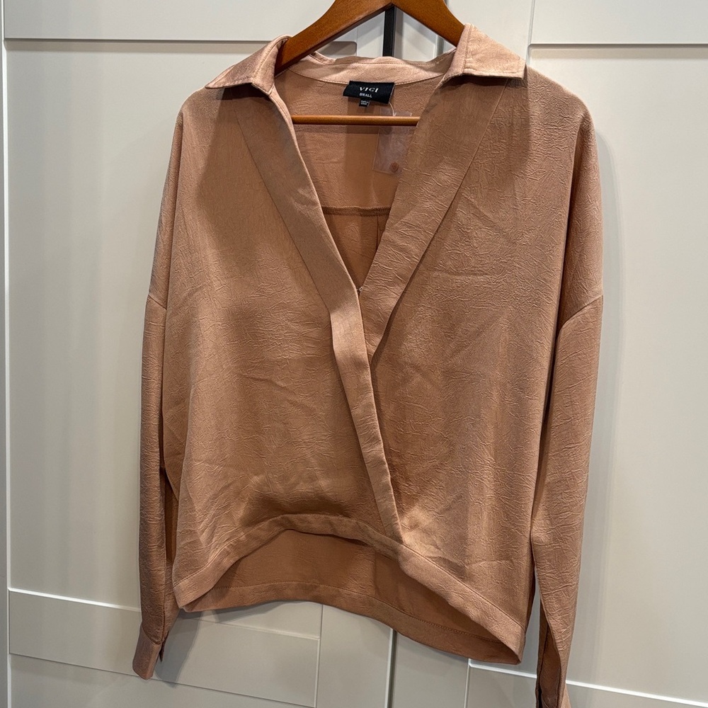 Vici Women's V-Neck Blouse in Tan